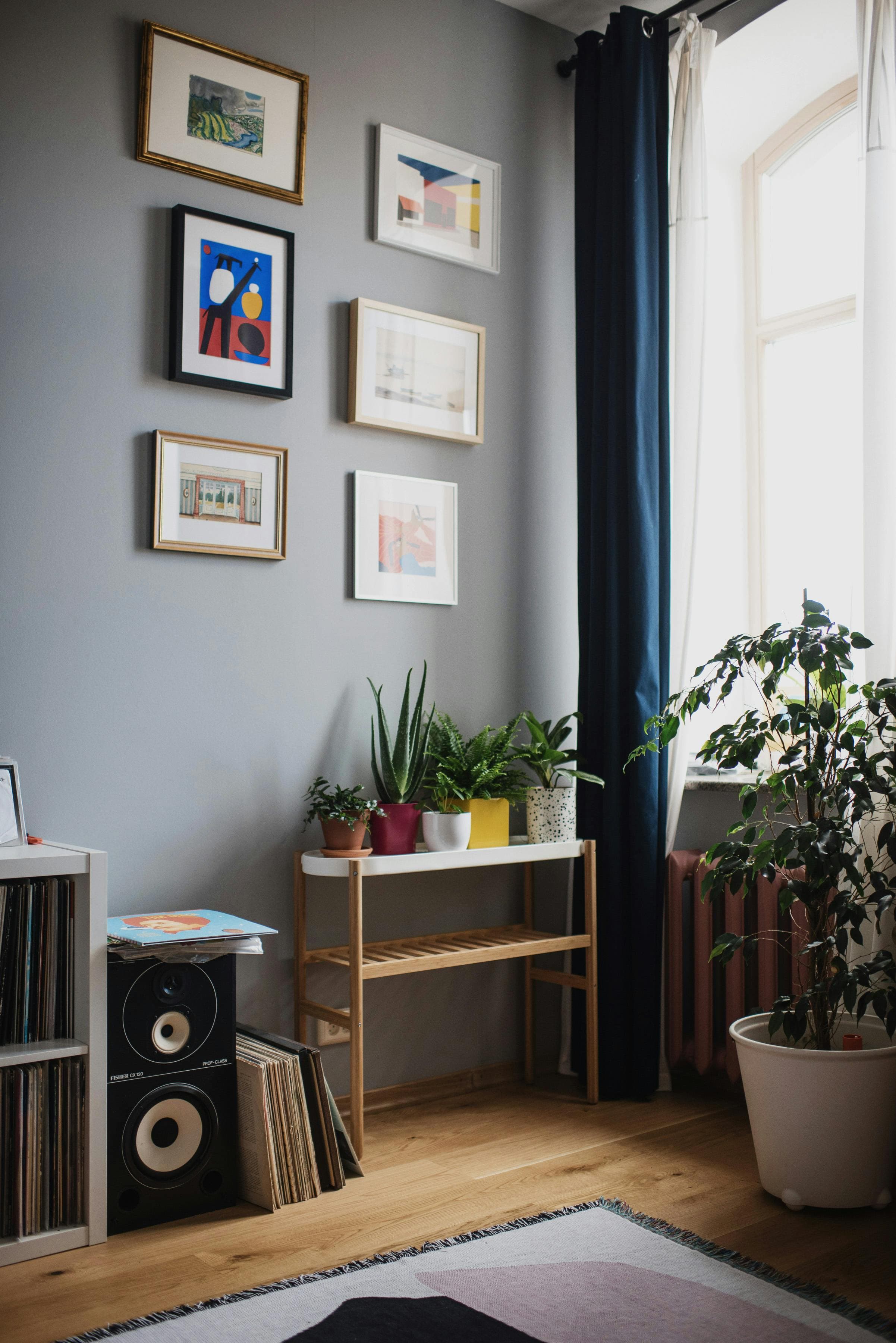 We Craft Apartments with Luxury, Quality, & Simplicity.